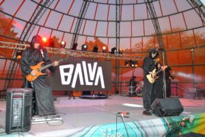 Conquista Kakalo al público en el foro Madero de Fiestas del Pitic 202510