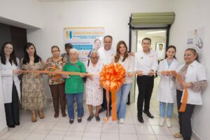 Inauguran Toño Astiazarán y Patty Ruibal tercera Clínica CRECES en Salud Los Olivos (1)