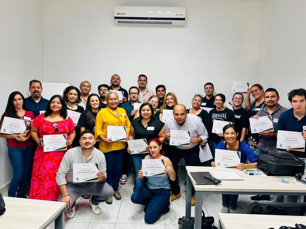 Capacitan a 500 emprendedores para profesionalizar sus negocios con el programa Fast Track (5)