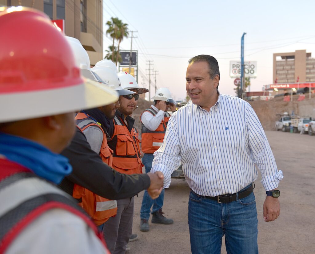 Van muy bien los avances en obra de paso a desnivel Toño Astiazarán1