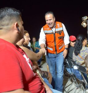 Cumple Toño Astiazarán a vecinos del norponiente con pavimentación con concreto hidráulico y puente peatonal y vehicular2