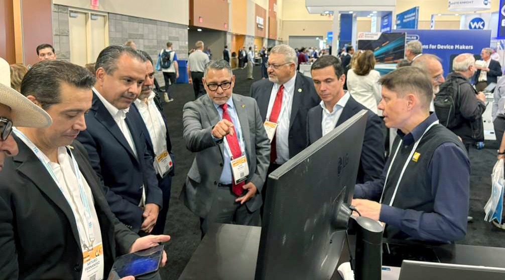 Proyecta Toño Astiazarán Hermosillo en SEMICON West, evento internacional de la industria de semiconductores (2)