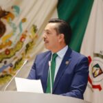 David Figueroa propone establecer límites al incremento del predial