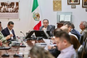 gobernador-alfonso-durazo-montano-salon-constitucion-768x512