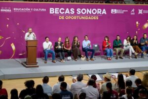 adm-becas-768x511